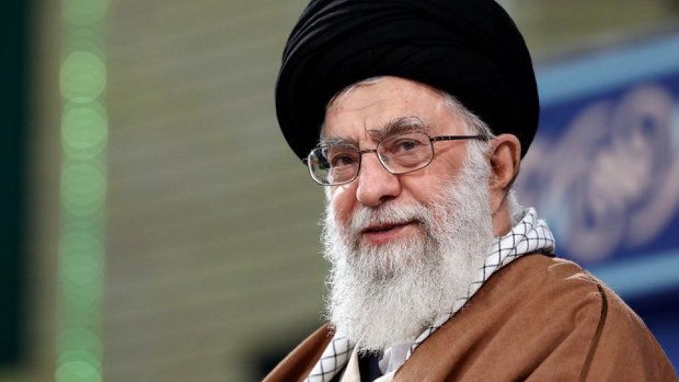 رهبر انقلاب: قرآن یک اثر هنری بینظیر است/ ملت ایران قدر انقلاب را دانست به استکبار اعتماد نکرد و پیشرفت کرد رهبر انقلاب: قرآن یک اثر هنری بینظیر است/ ملت ایران قدر انقلاب را دانست به استکبار اعتماد نکرد و پیشرفت کرد