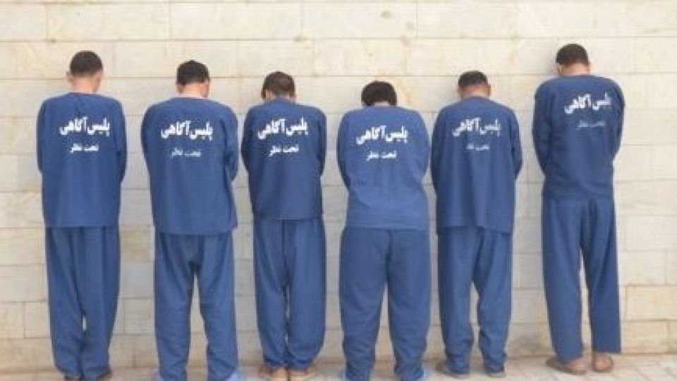 جاعلان ۹۰ میلیارد تومانی پایتخت دستگیر شدند جاعلان ۹۰ میلیارد تومانی پایتخت دستگیر شدند