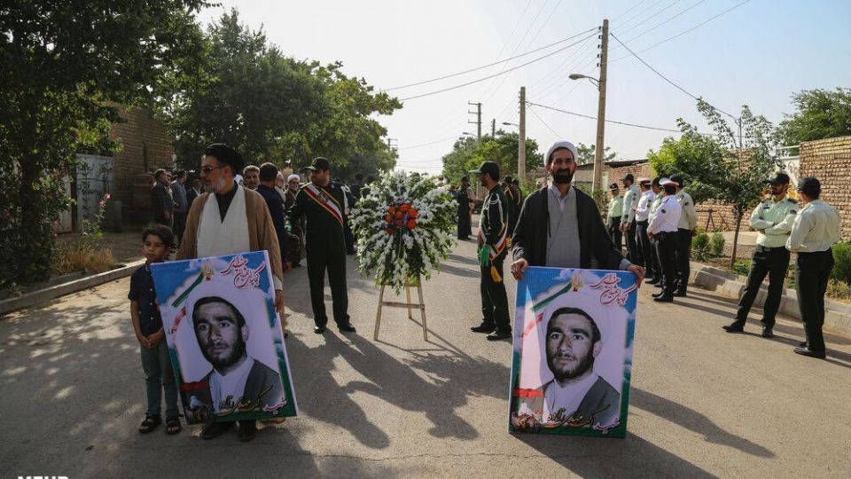 تشییع پیکر شهید اکبر مهدی‌زاده