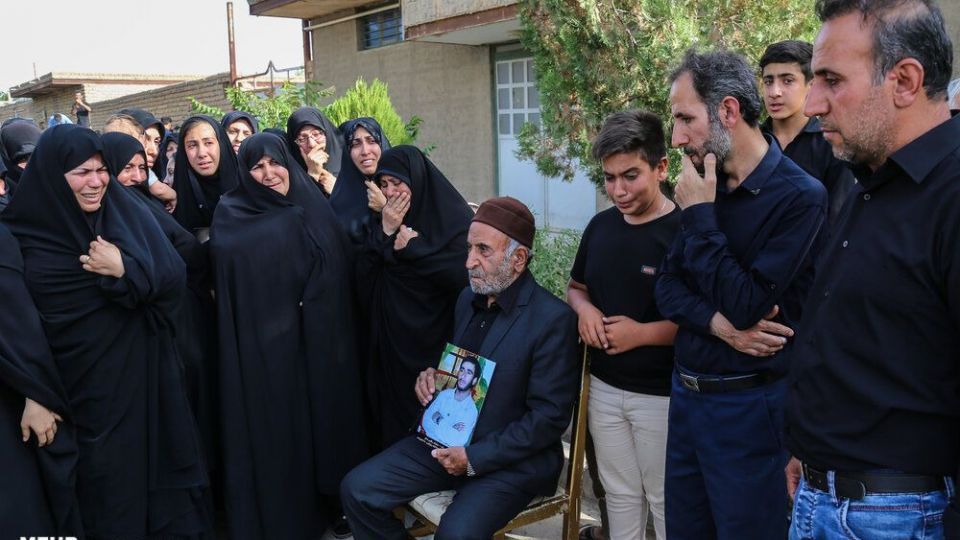 تشییع پیکر شهید اکبر مهدی‌زاده