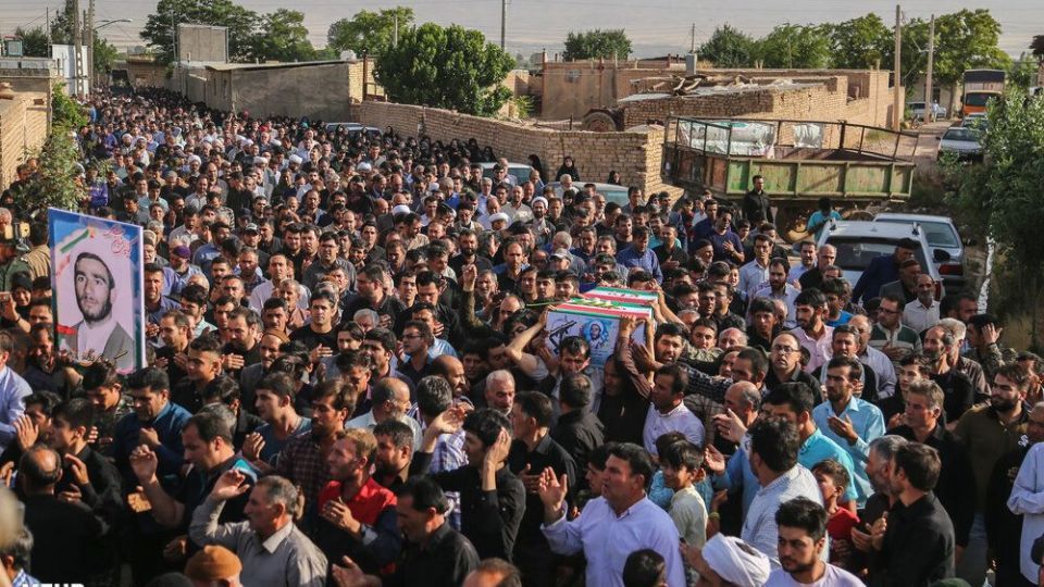 تشییع پیکر شهید اکبر مهدی‌زاده