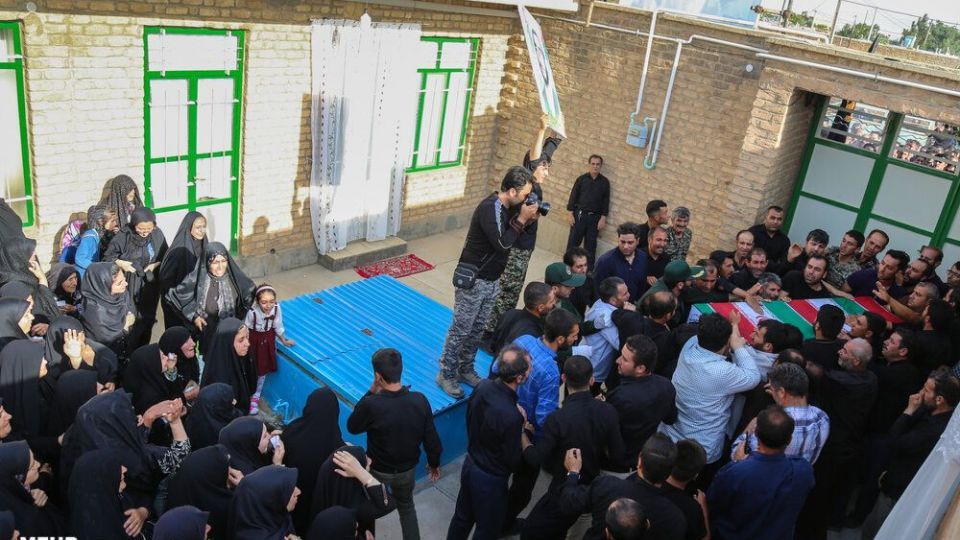 تشییع پیکر شهید اکبر مهدی‌زاده