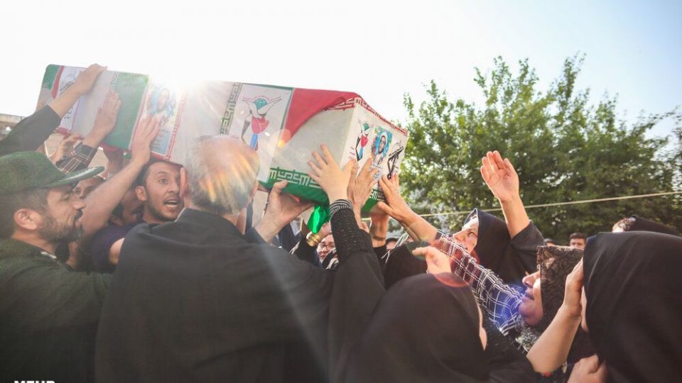 تشییع پیکر شهید اکبر مهدی‌زاده