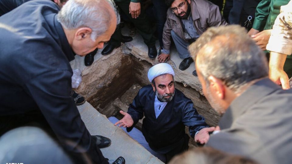 تشییع پیکر شهید اکبر مهدی‌زاده