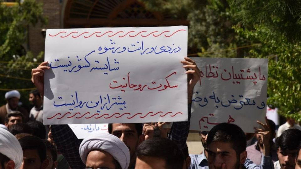 اعاده اموال نامشروع مسئولان باعث تقویت نظام سیاسی می شود اعاده اموال نامشروع مسئولان باعث تقویت نظام سیاسی می شود
