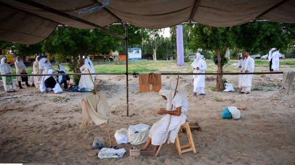 مراسم غسل تعمید مندائیان در رود کارون