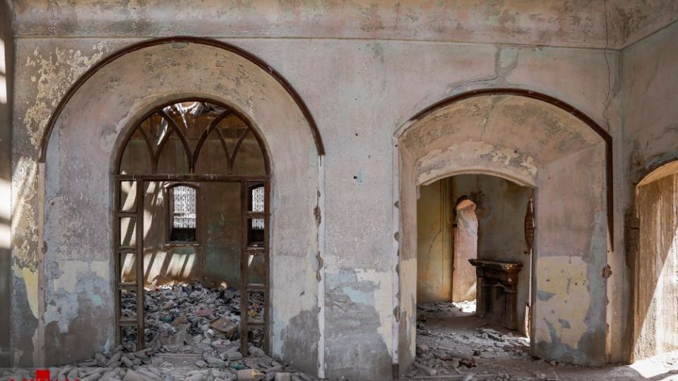 یادگار مخروبه قاجاریه در بازار تهران