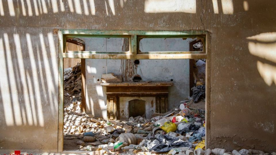 یادگار مخروبه قاجاریه در بازار تهران