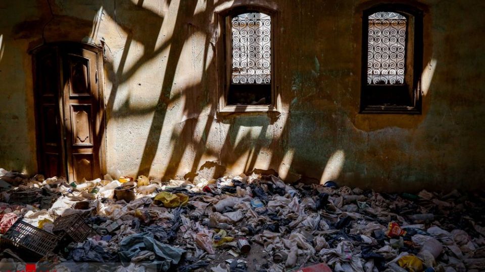 یادگار مخروبه قاجاریه در بازار تهران