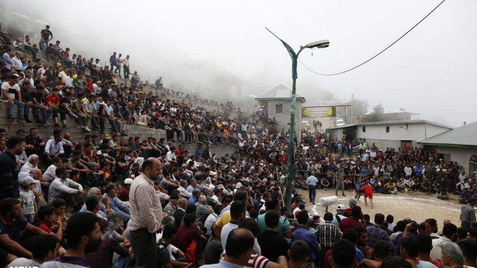 مسابقات کشتی لوچو