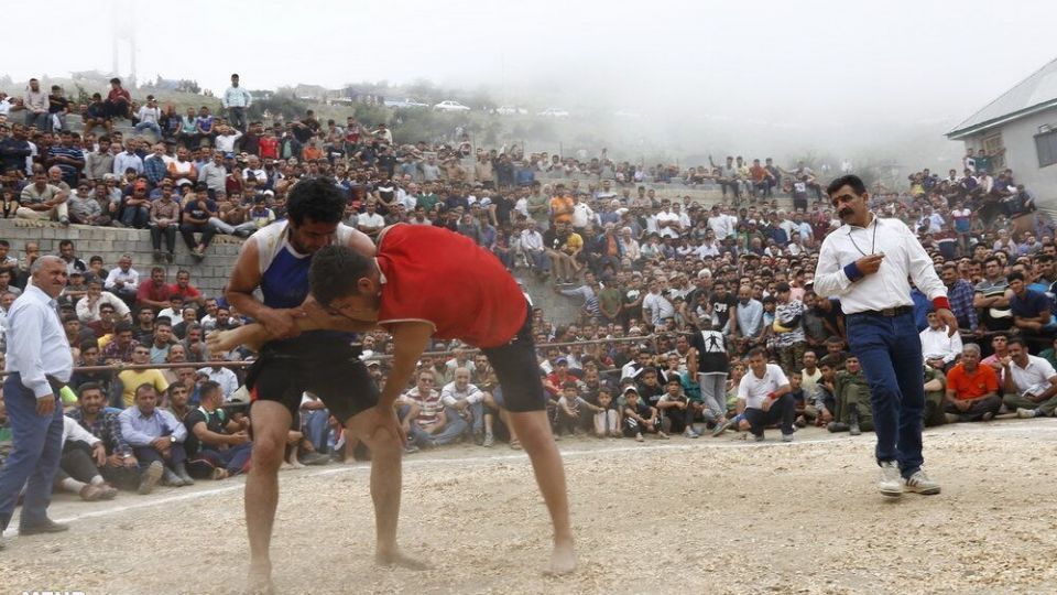 مسابقات کشتی لوچو