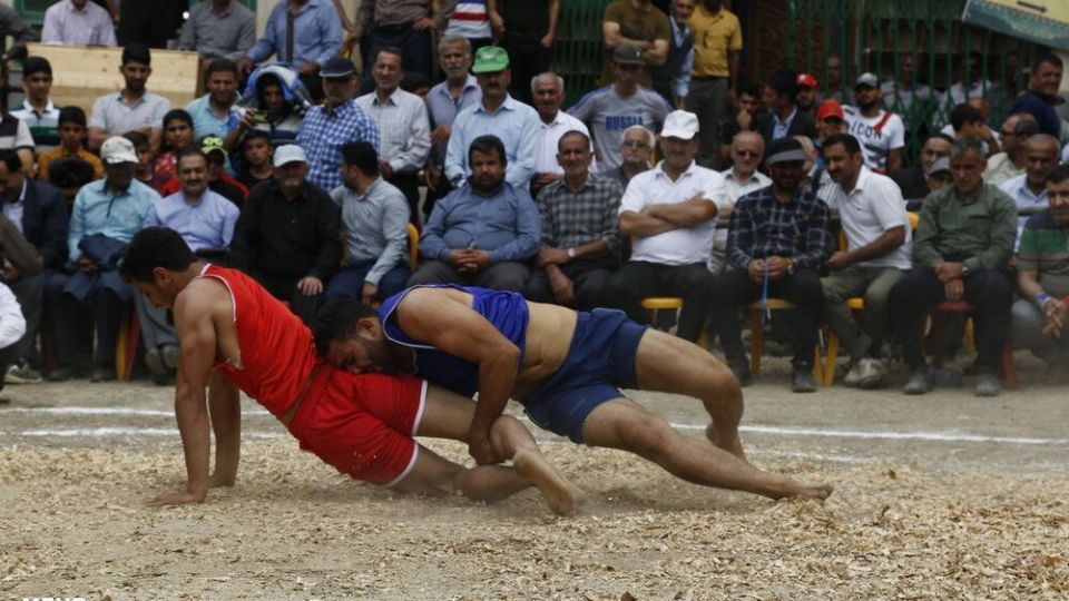 مسابقات کشتی لوچو