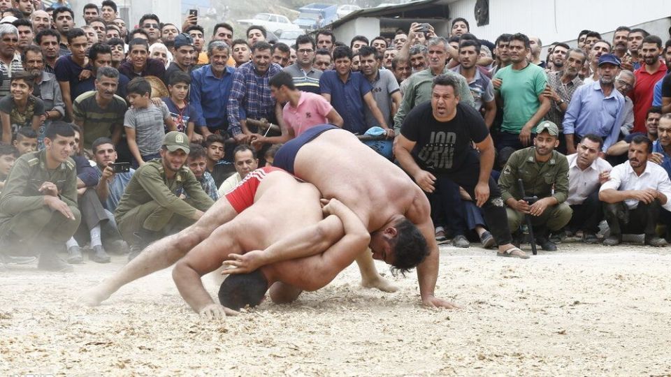 مسابقات کشتی لوچو