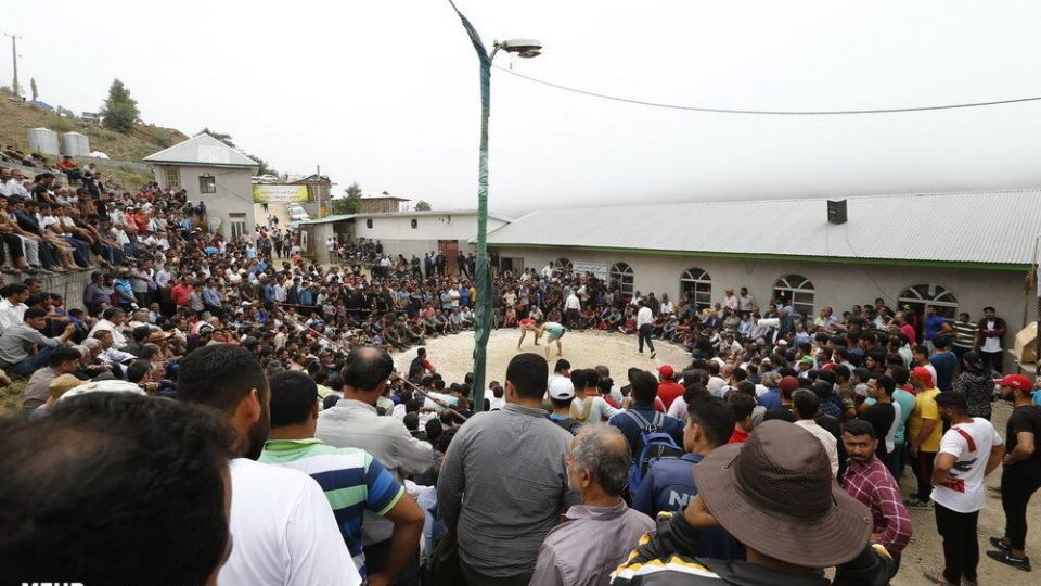 مسابقات کشتی لوچو