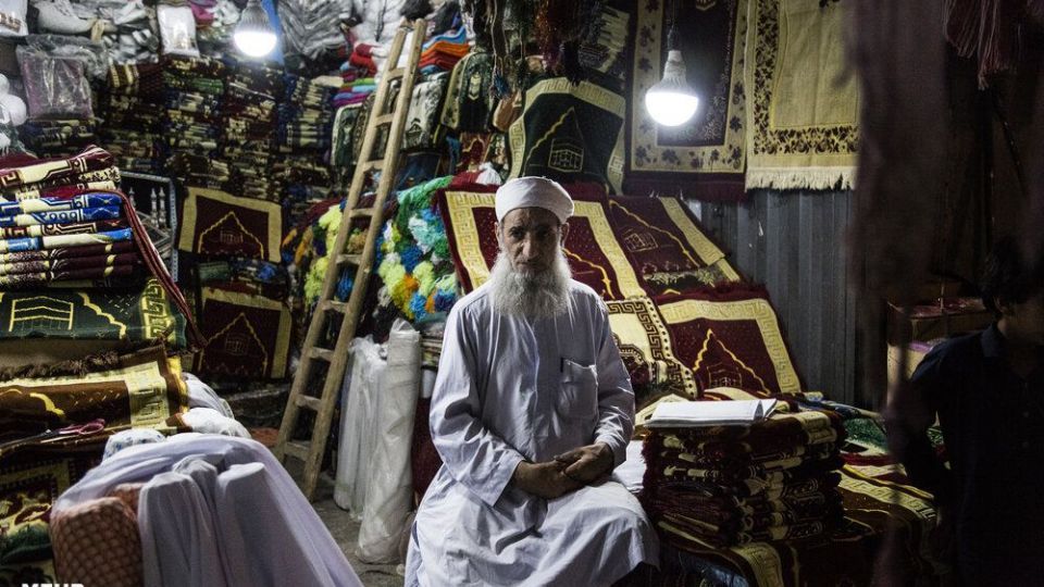 کسب و کار مهاجران افغانستانی در بازار زاهدان کسب و کار مهاجران افغانستانی در بازار زاهدان