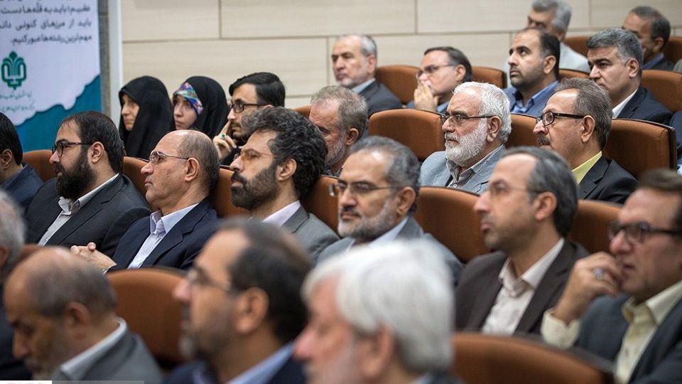 تودیع و معارفه روسای سابق و جدید بنیاد مستضعفان