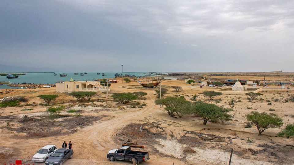 کارگاه لنج سازی - جزیره قشم کارگاه لنج سازی - جزیره قشم