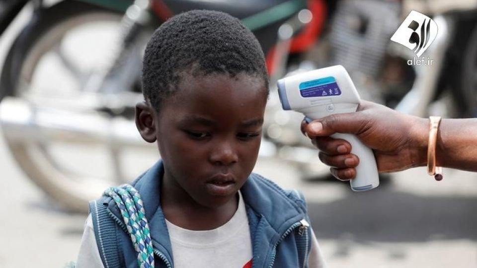 تلاش برای فرار از ویروس ابولا تلاش برای فرار از ویروس ابولا