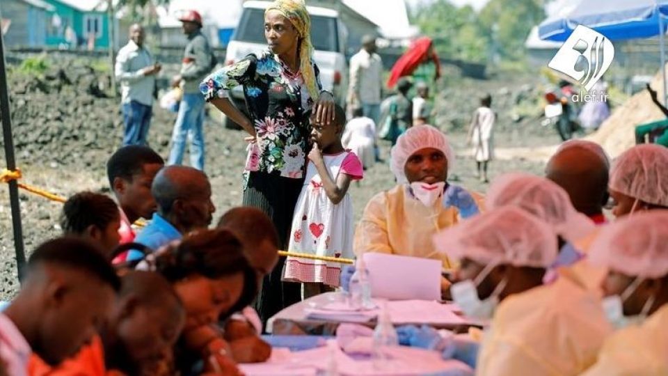 تلاش برای فرار از ویروس ابولا تلاش برای فرار از ویروس ابولا