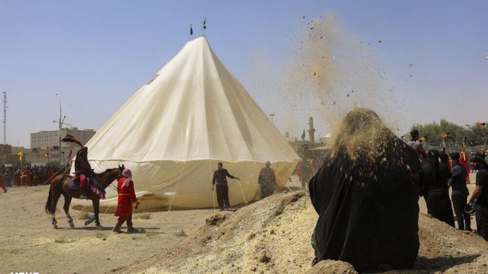 آیین خیمه سوزان هیئت خیام الحسین قم