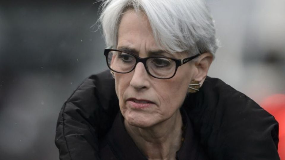 رازهای «شرمن» از روزهای مذاکره؛ توییت روحانی دست ایران را رو کرد/ ماجرای پرت کردن خودکار چه بود؟ رازهای «شرمن» از روزهای مذاکره؛ توییت روحانی دست ایران را رو کرد/ ماجرای پرت کردن خودکار چه بود؟