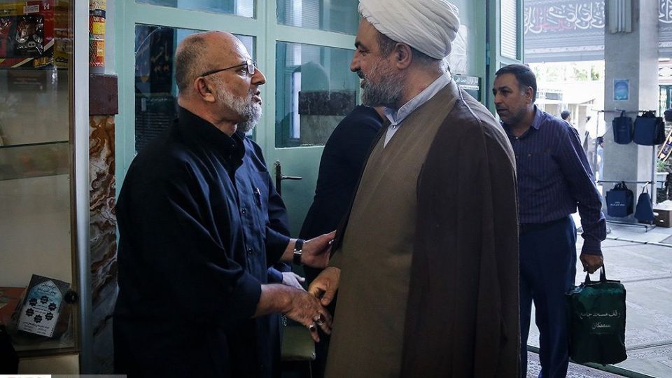 مراسم ترحیم پدر سردار سعید قاسمی مراسم ترحیم پدر سردار سعید قاسمی