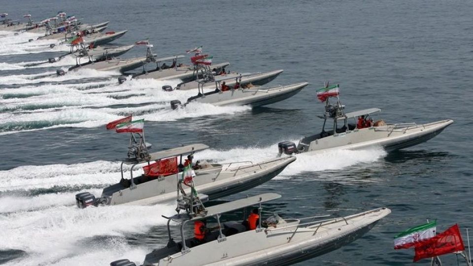 یادآوری نشریه آمریکایی از پیروزی ایران بر آمریکا در یک جنگ شبیهسازی شده با رمز الله اکبر ! یادآوری نشریه آمریکایی از پیروزی ایران بر آمریکا در یک جنگ شبیهسازی شده با رمز الله اکبر !