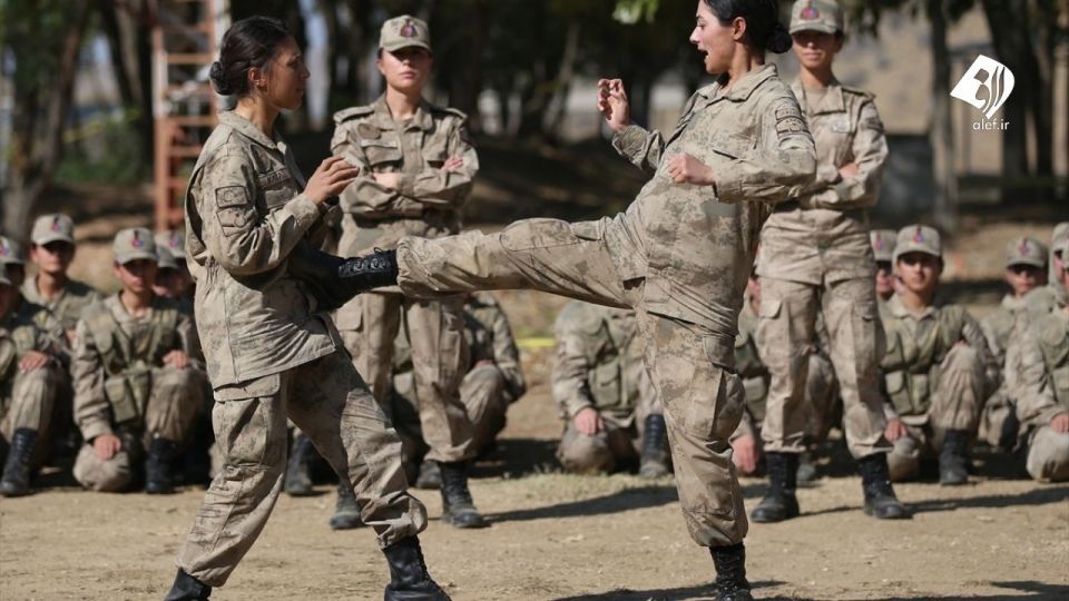 آموزش زنان نظامی در ترکیه