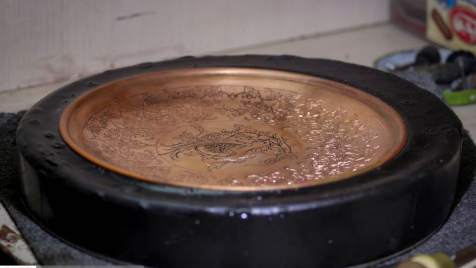 کارگاه انگشتر سازی و قلم زنی