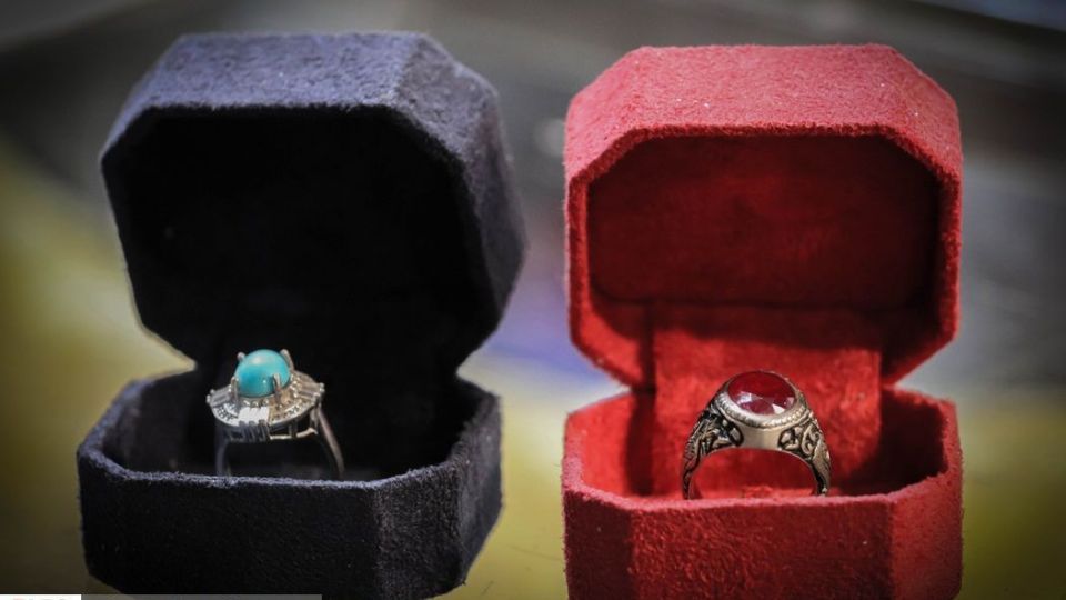 کارگاه انگشتر سازی و قلم زنی