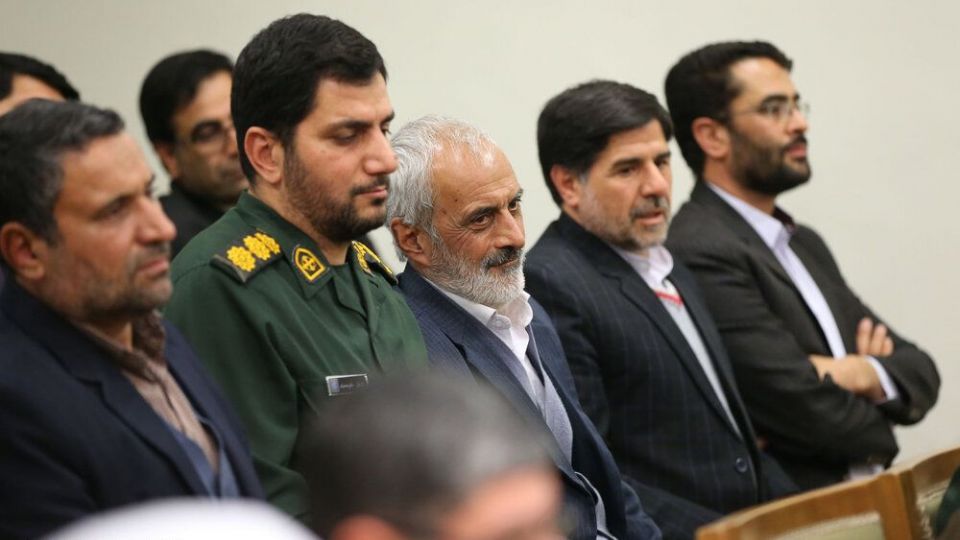 دیدار اعضای کنگره تجلیل از رزمندگان خمینی‌شهر با رهبر انقلاب