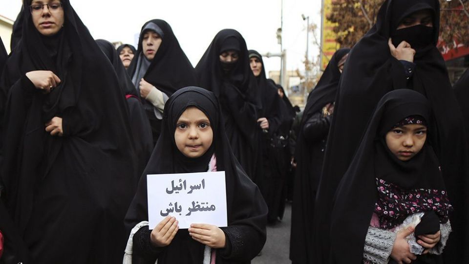  راهپیمایی مردم قم در پی شهادت سردار سلیمانی