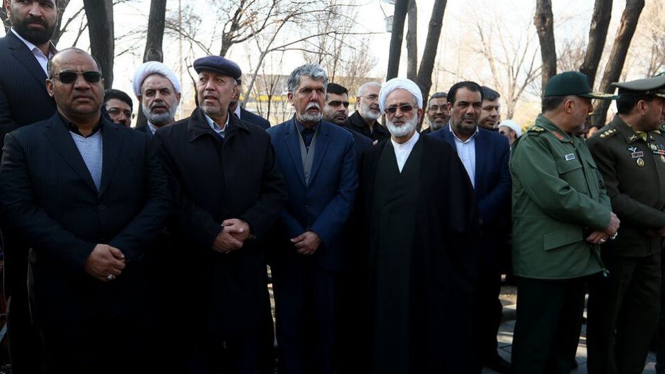 مراسم تشییع ۱۱ نفر از شهدای حادثه سقوط هواپیمای اوکراینی در اصفهان