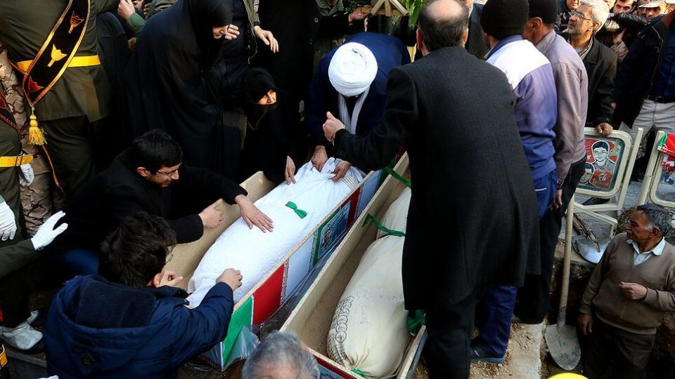 مراسم تشییع ۱۱ نفر از شهدای حادثه سقوط هواپیمای اوکراینی در اصفهان