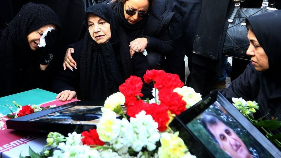 مراسم تشییع ۱۱ نفر از شهدای حادثه سقوط هواپیمای اوکراینی در اصفهان