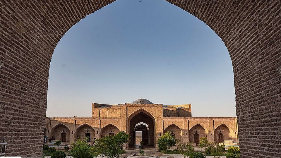 کاروانسرای «ده نمک» سمنان