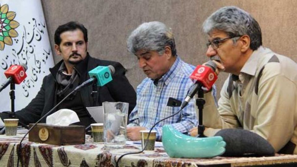 با اعمال شاقه؛ تجربه فضای جدید و پاسخ به مشکلات ادبیات کشور با اعمال شاقه؛ تجربه فضای جدید و پاسخ به مشکلات ادبیات کشور