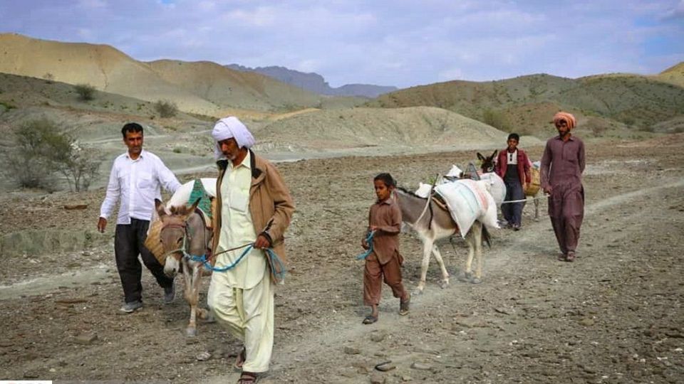 خدمت‌رسانی به مردم سیل‌زده‌ٔ گافْرْ