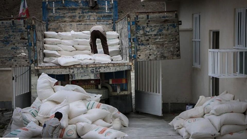 خدمت‌رسانی به مردم سیل‌زده‌ٔ گافْرْ