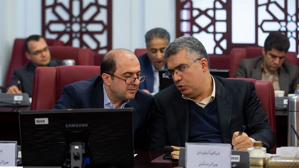 نشست وزیر اقتصاد با «مجمع کارآفرینان جوان»