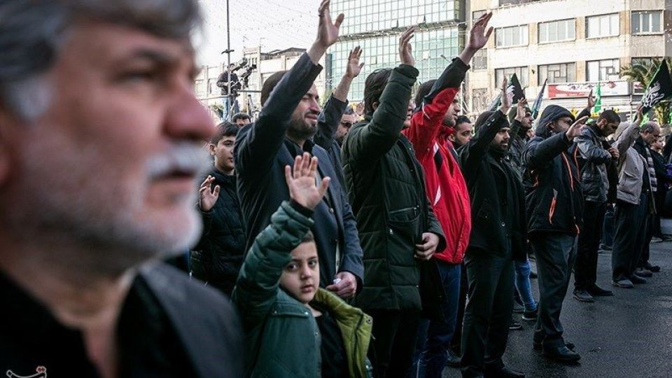  اجتماع عزاداران فاطمی در میدان هفت تیر 