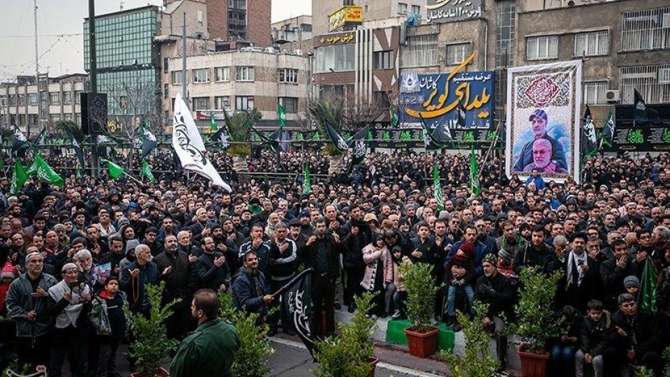  اجتماع عزاداران فاطمی در میدان هفت تیر 