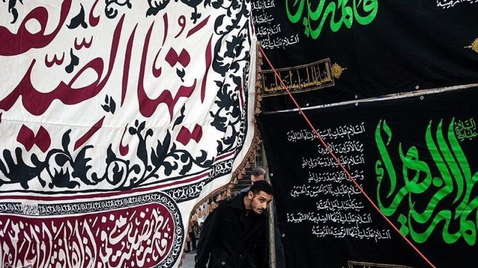  اجتماع عزاداران فاطمی در میدان هفت تیر 