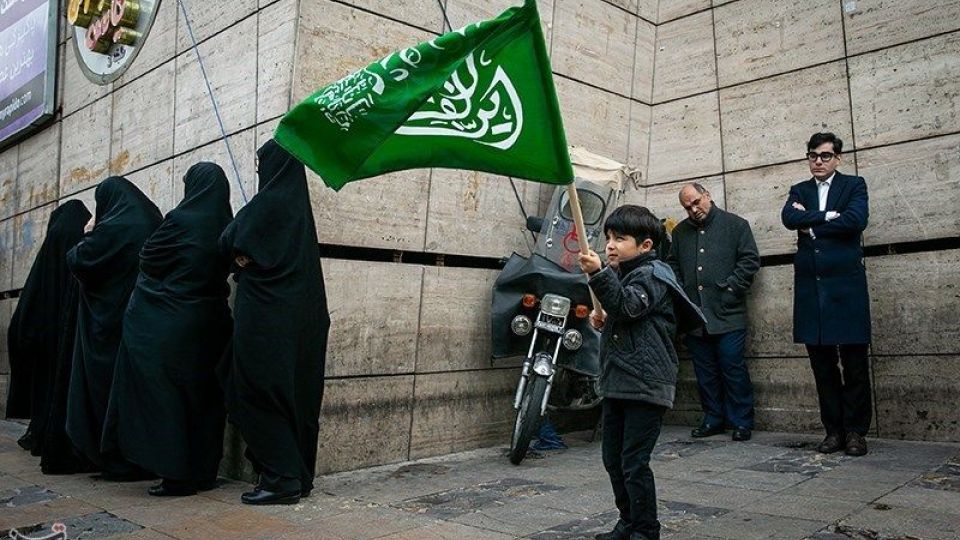  اجتماع عزاداران فاطمی در میدان هفت تیر 