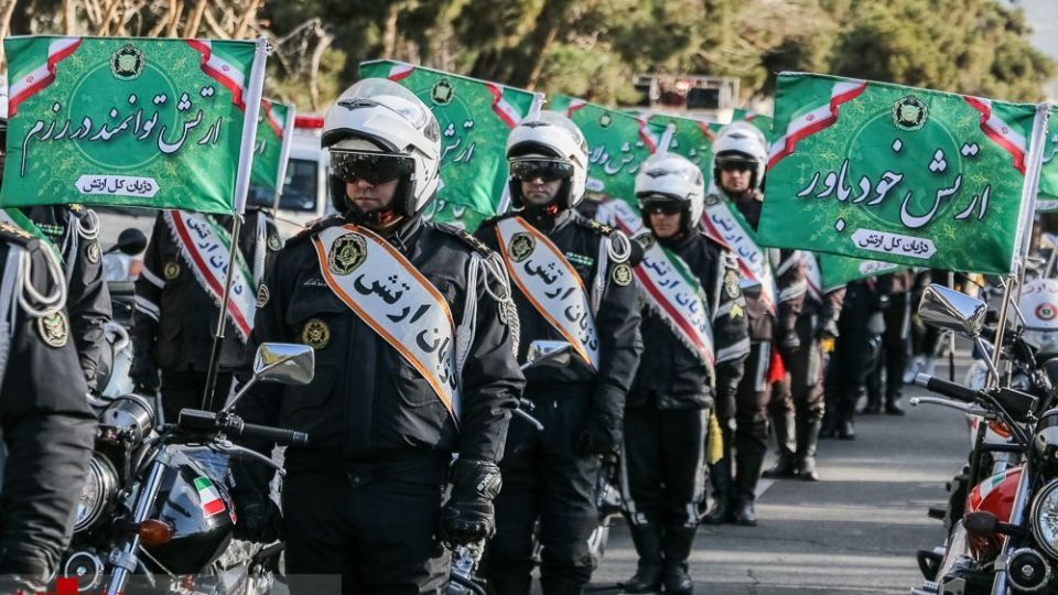 رژه موتور سواران نیرو‌های مسلح