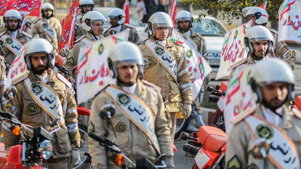 رژه موتور سواران نیرو‌های مسلح