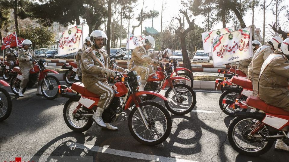 رژه موتور سواران نیرو‌های مسلح
