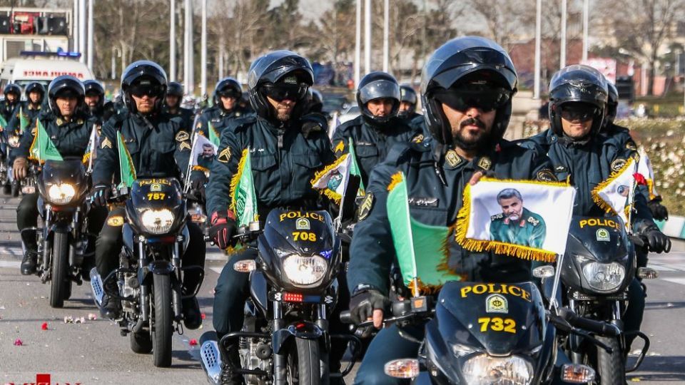 رژه موتور سواران نیرو‌های مسلح