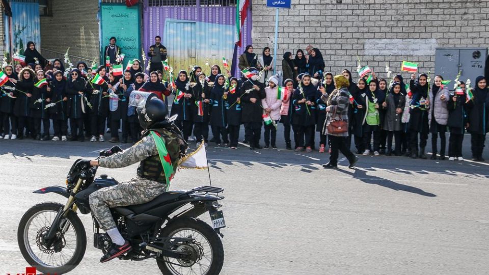 رژه موتور سواران نیرو‌های مسلح