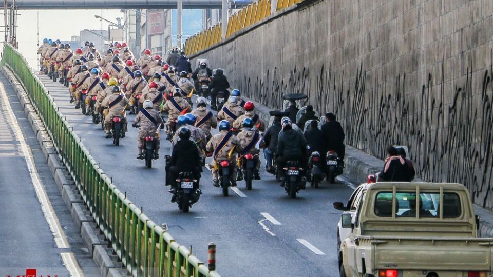 رژه موتور سواران نیرو‌های مسلح
